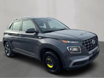  Salvage Hyundai VENUE