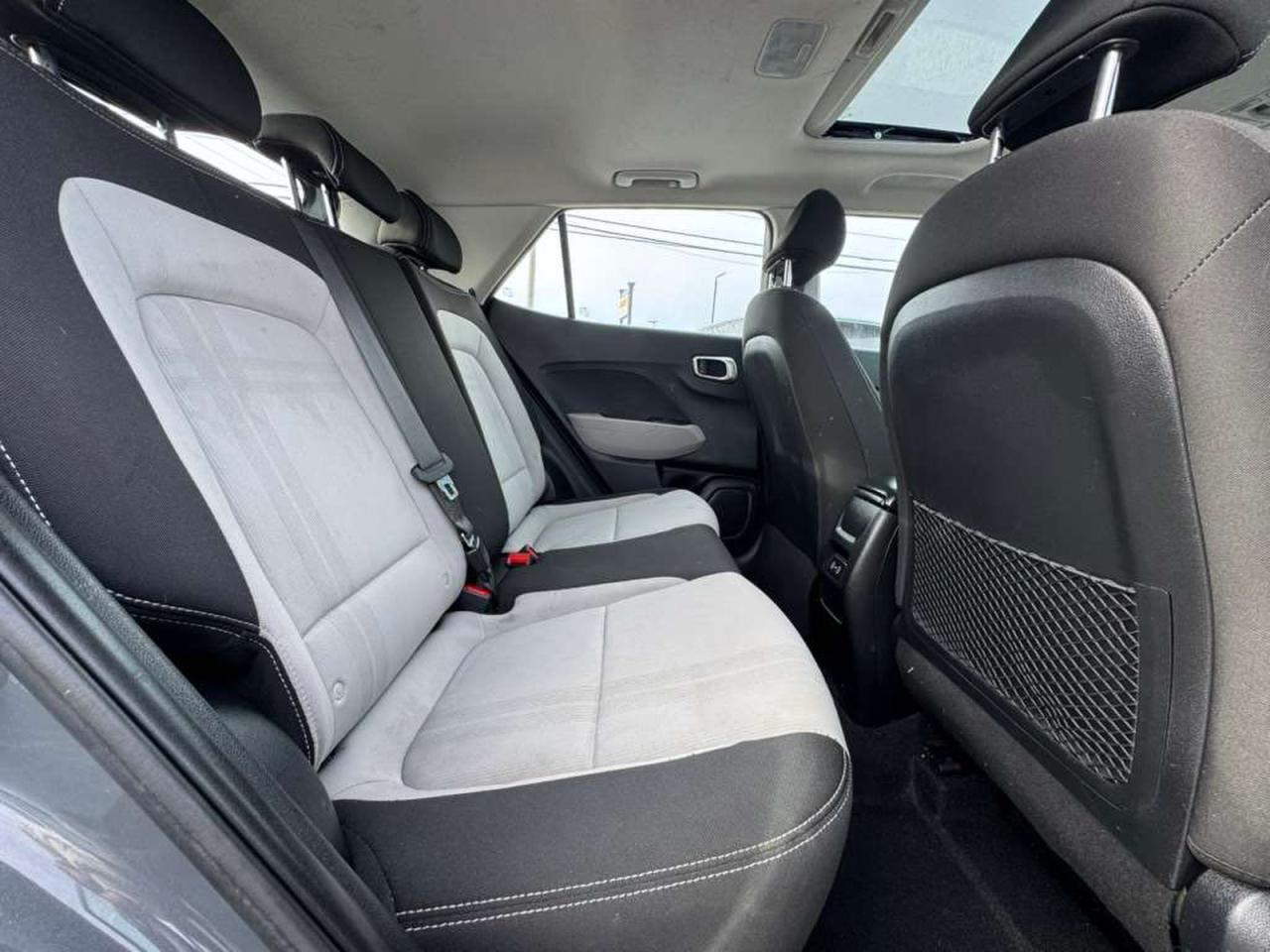 Hyundai VENUE Sel Image 8