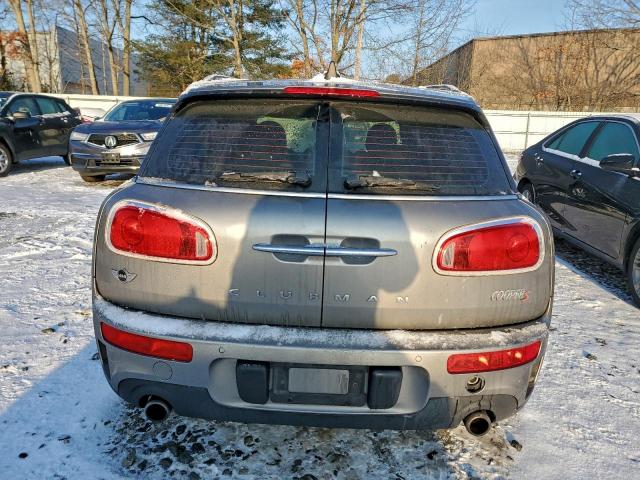 MINI Cooper S Clubman All4 Image 8