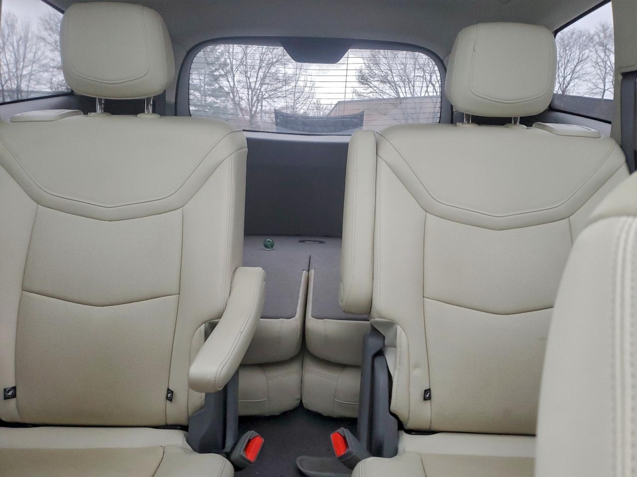 Cadillac XT6 Premium Luxury Image 11