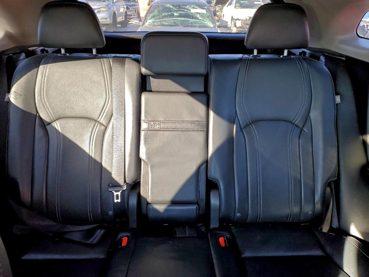 Lexus RX 350 Base Image 13