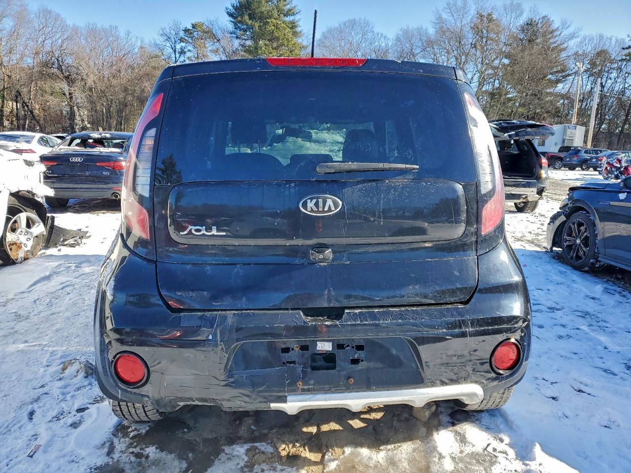 Kia Soul + Image 6