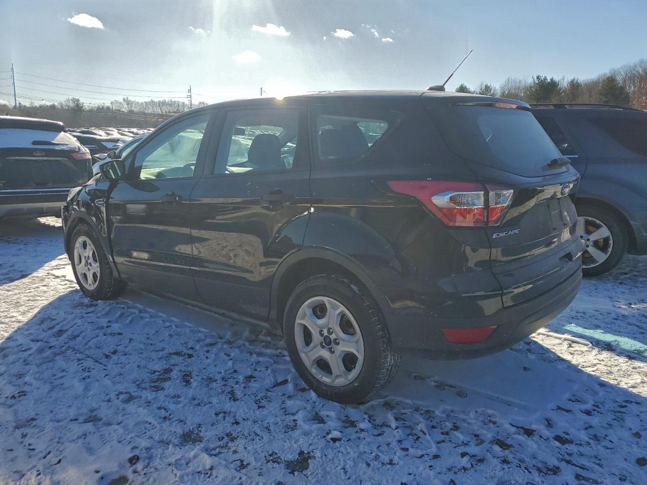 Ford Escape S Image 5