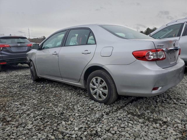 Toyota Corolla Base Image 6