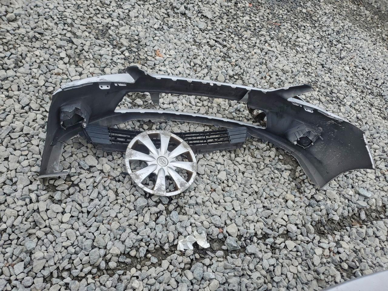 Toyota Corolla Base Image 8