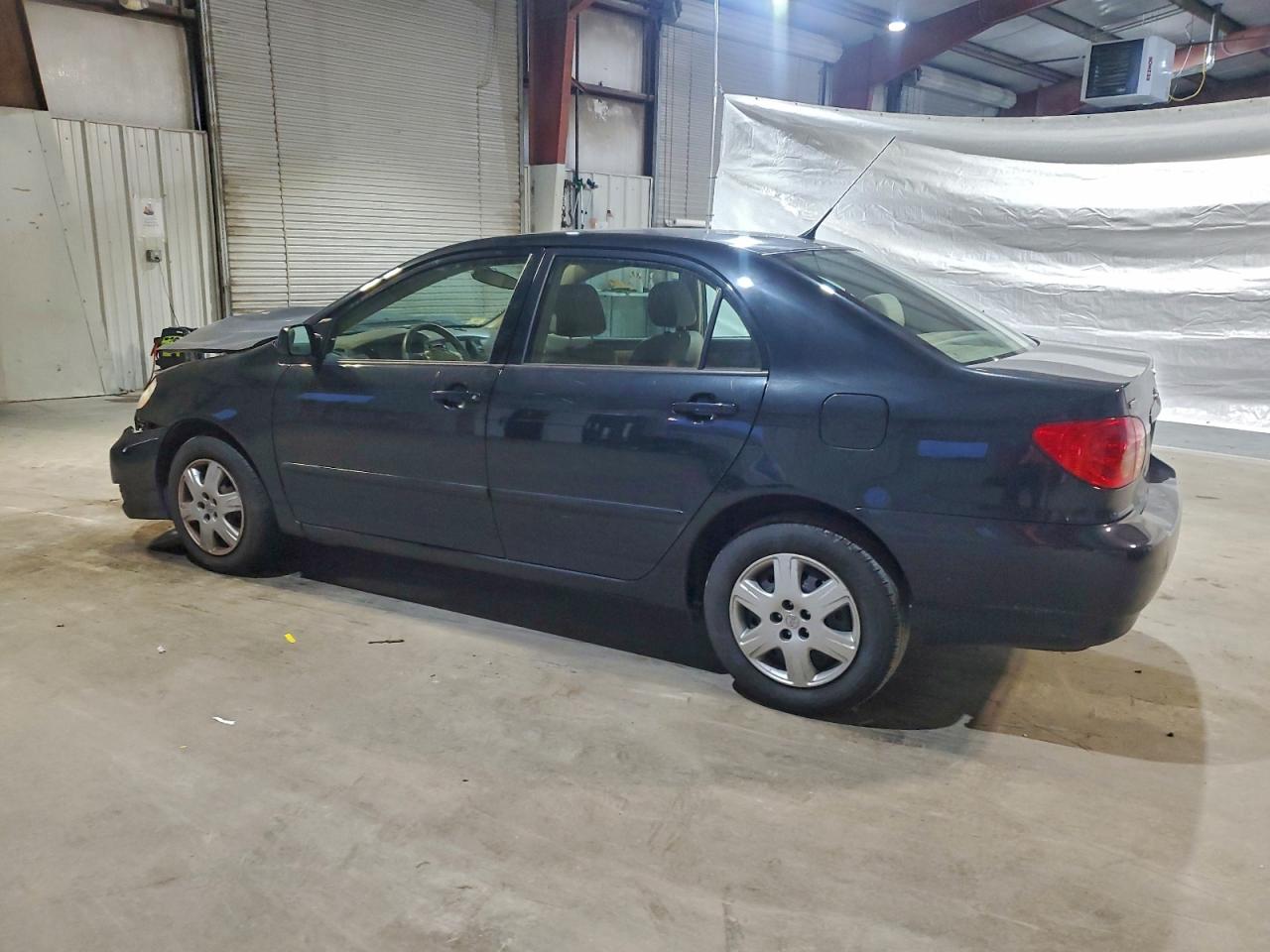 Toyota Corolla Ce Image 3