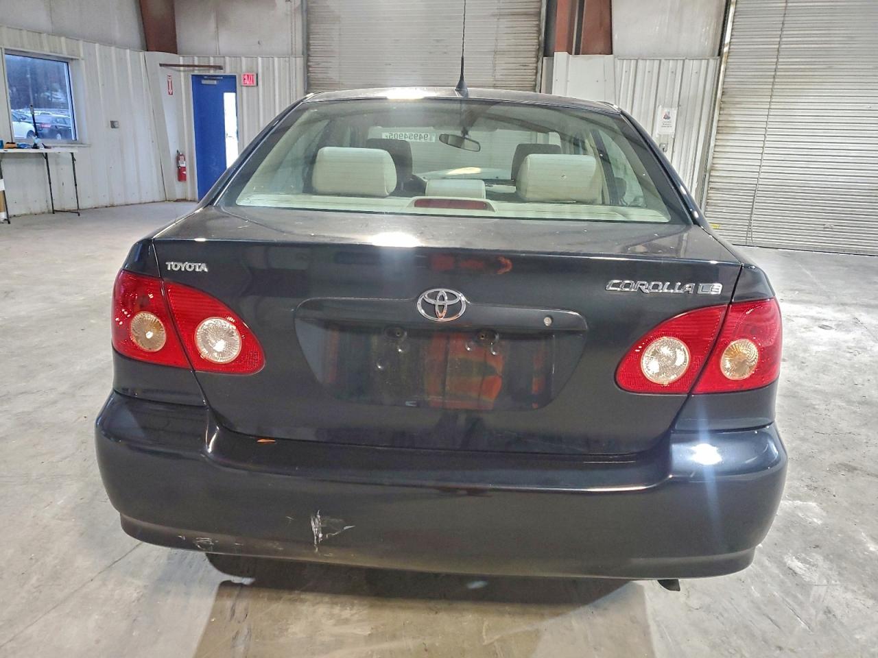 Toyota Corolla Ce Image 5