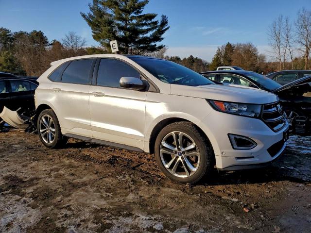 Ford Edge Sport Image 3