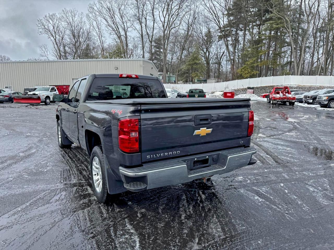 Chevrolet Silverado K1500 Lt Image 3