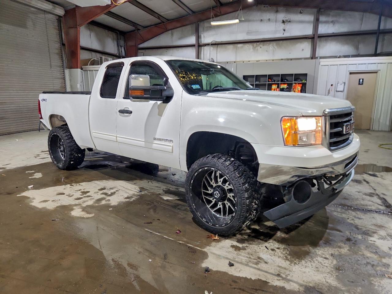 GMC Sierra K1500 Sle Image 4