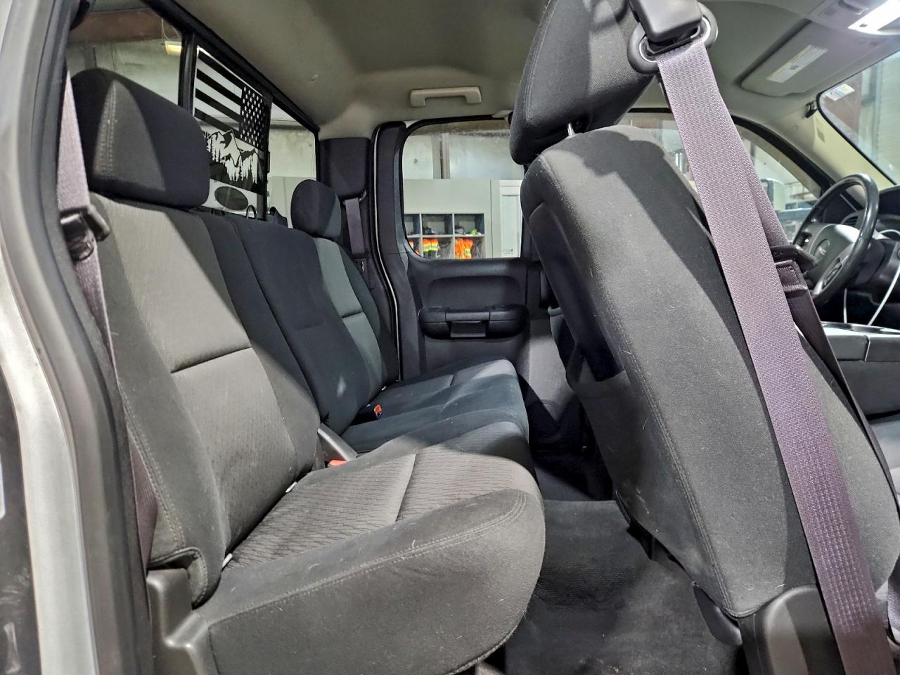 GMC Sierra K1500 Sle Image 6