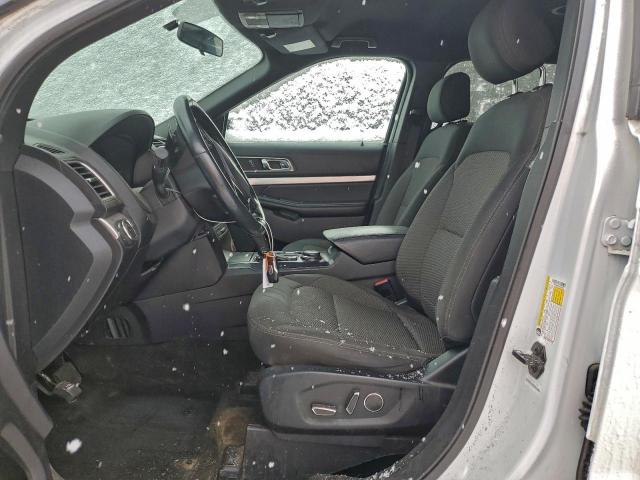 Ford Explorer Xlt Image 8