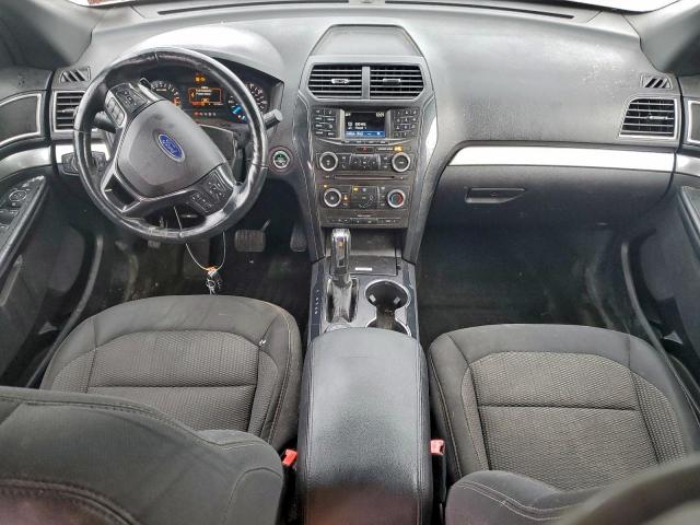 Ford Explorer Xlt Image 6