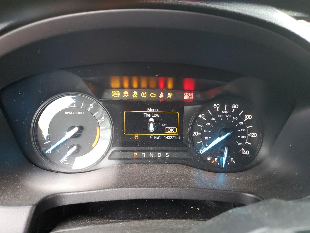 Ford Explorer Image 14