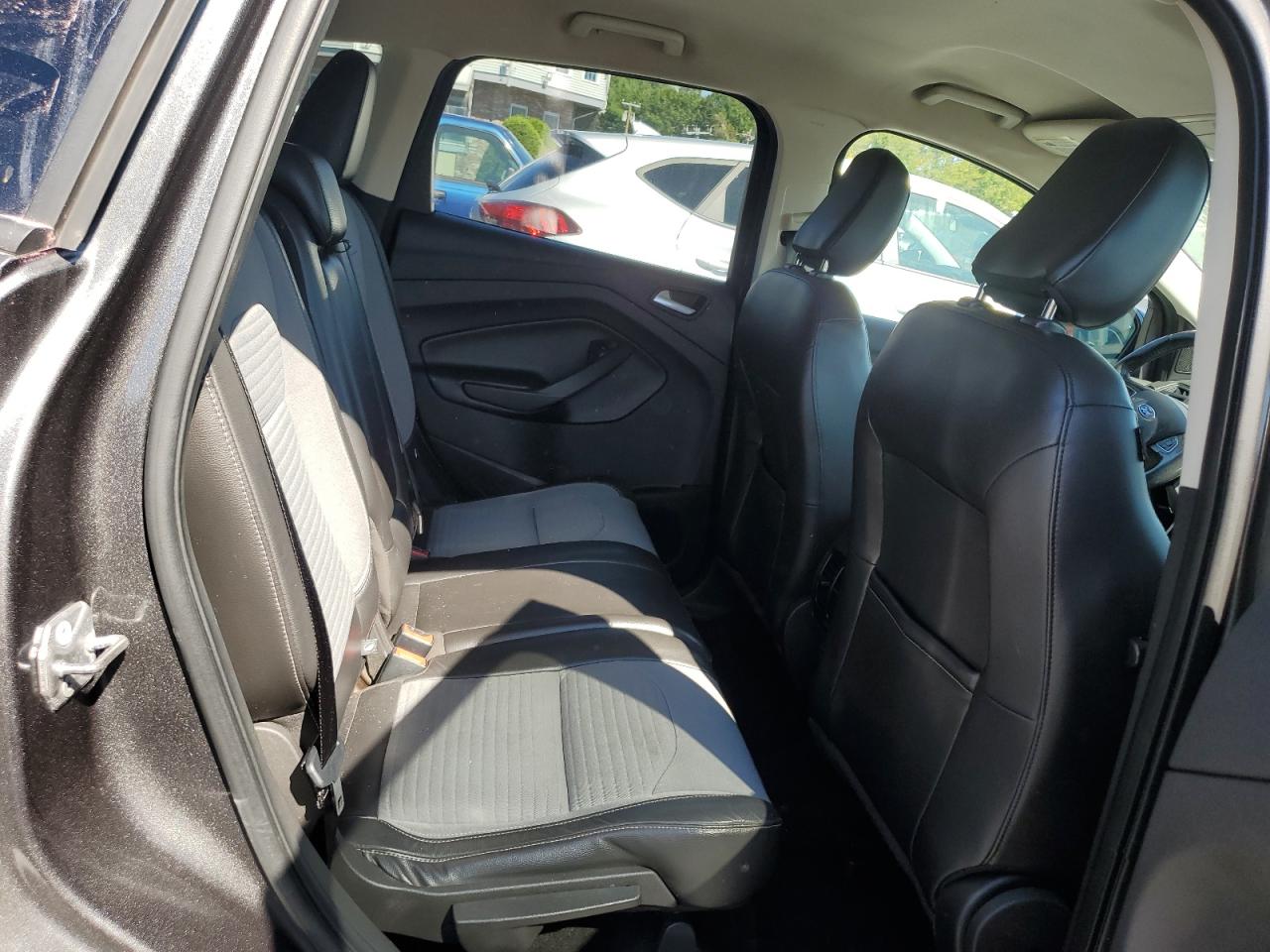 Ford Escape Se Image 10