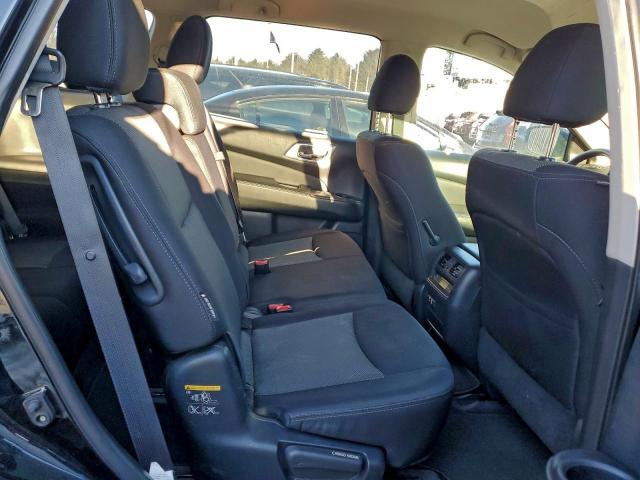 Nissan Pathfinder S Image 3