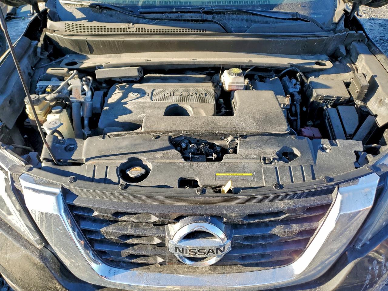 Nissan Pathfinder S Image 5