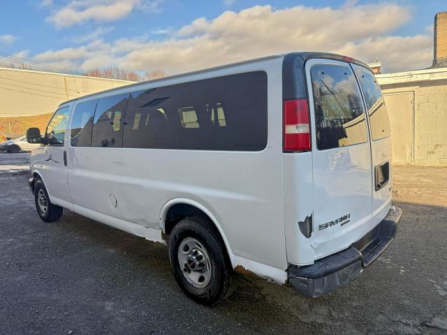 GMC Savana G3500 Lt Image 3