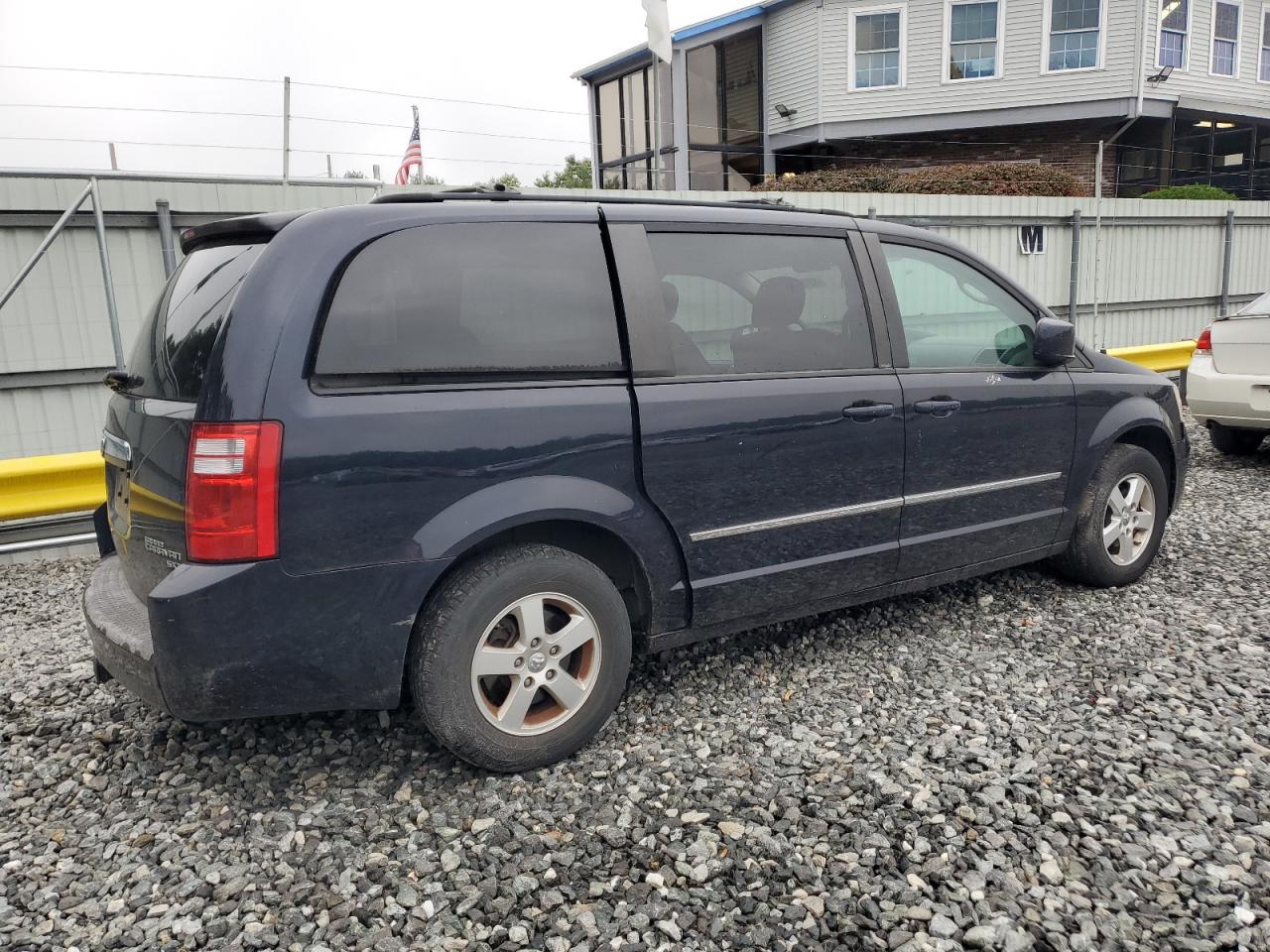 Dodge Caravan Sxt Image 10