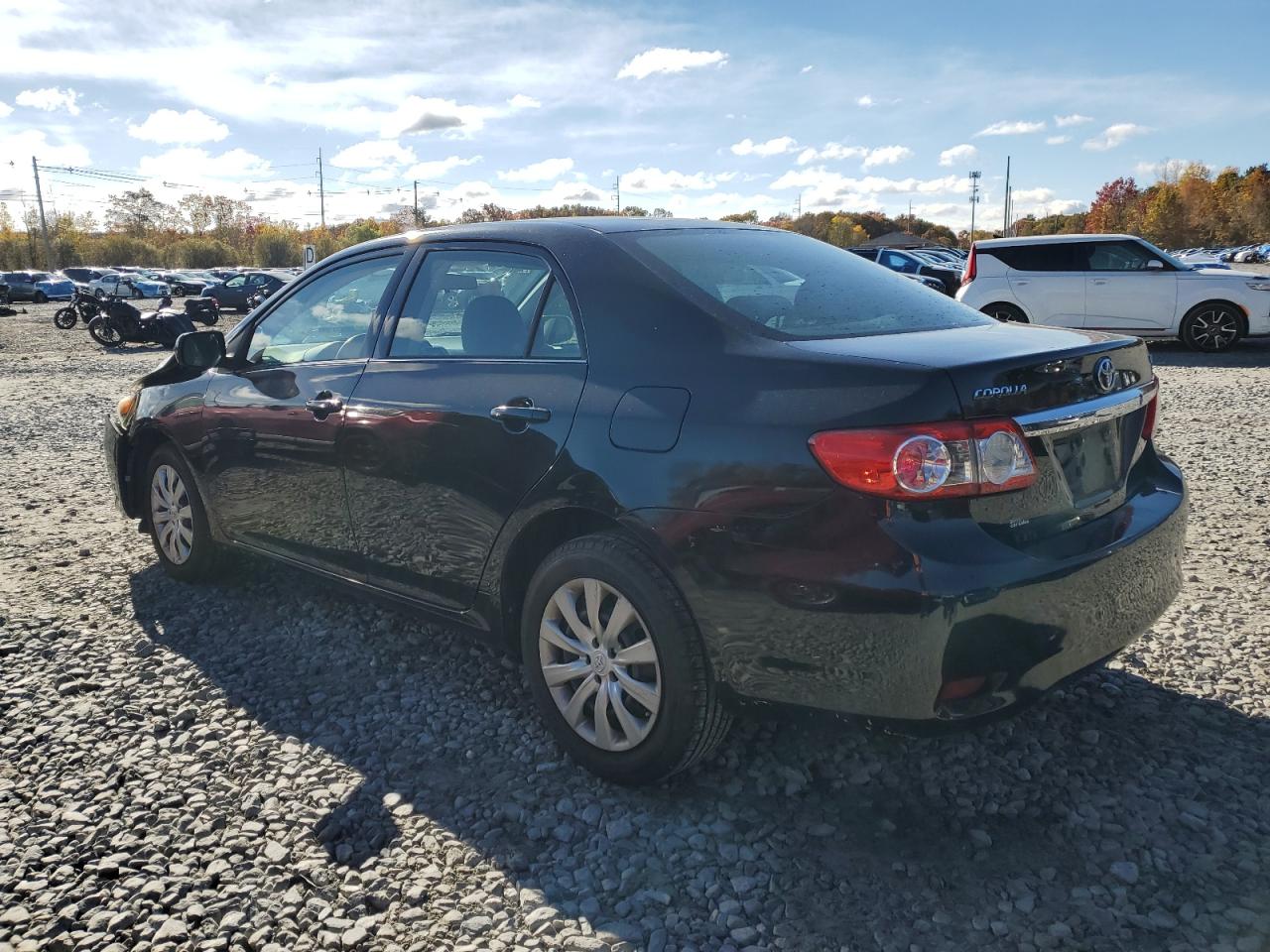 Toyota Corolla Base Image 7