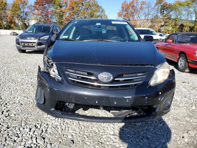 Toyota Corolla Base Image 3