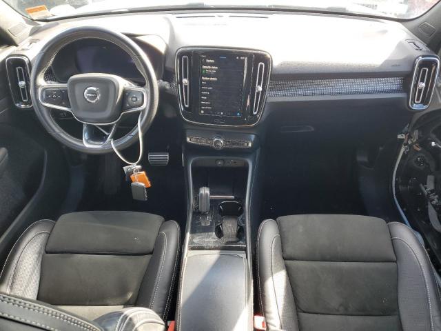 Volvo XC40 Recharge Image 4