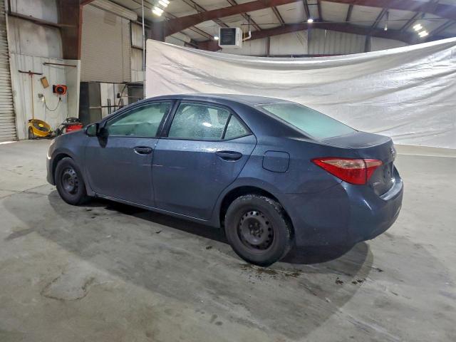 Toyota Corolla L Image 2