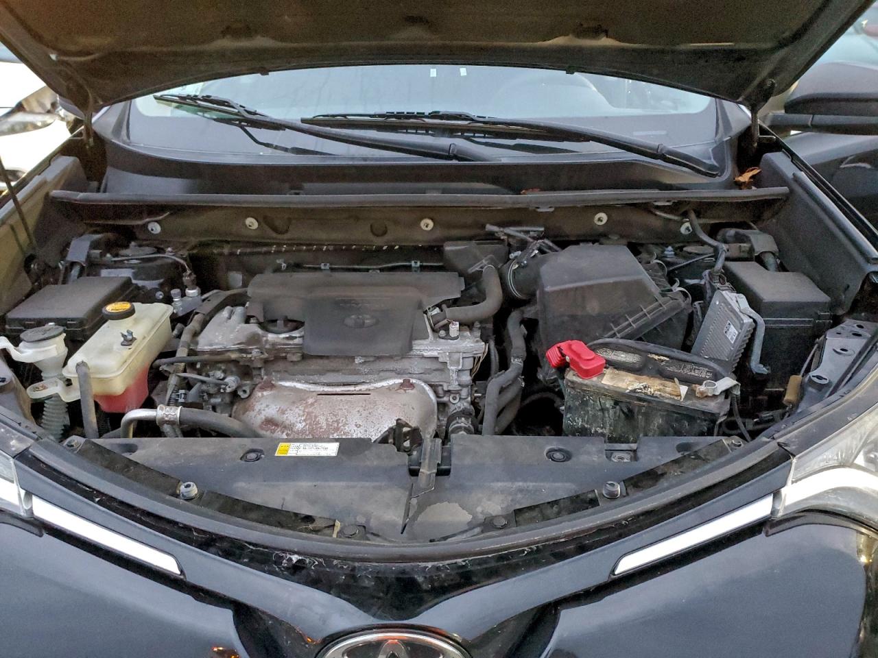 Toyota RAV4 Le Image 13