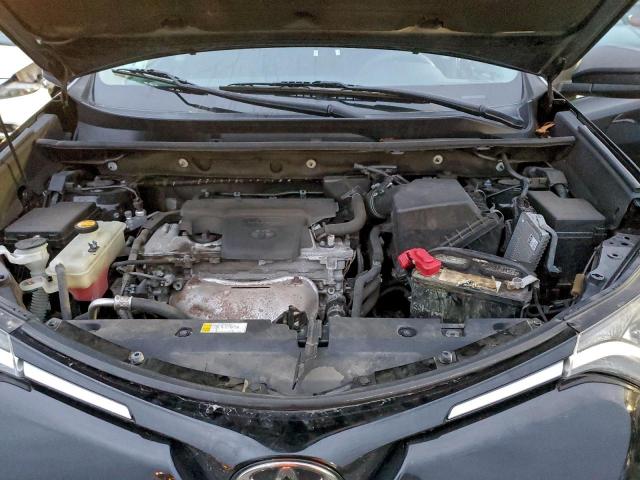 Toyota RAV4 Le Image 13