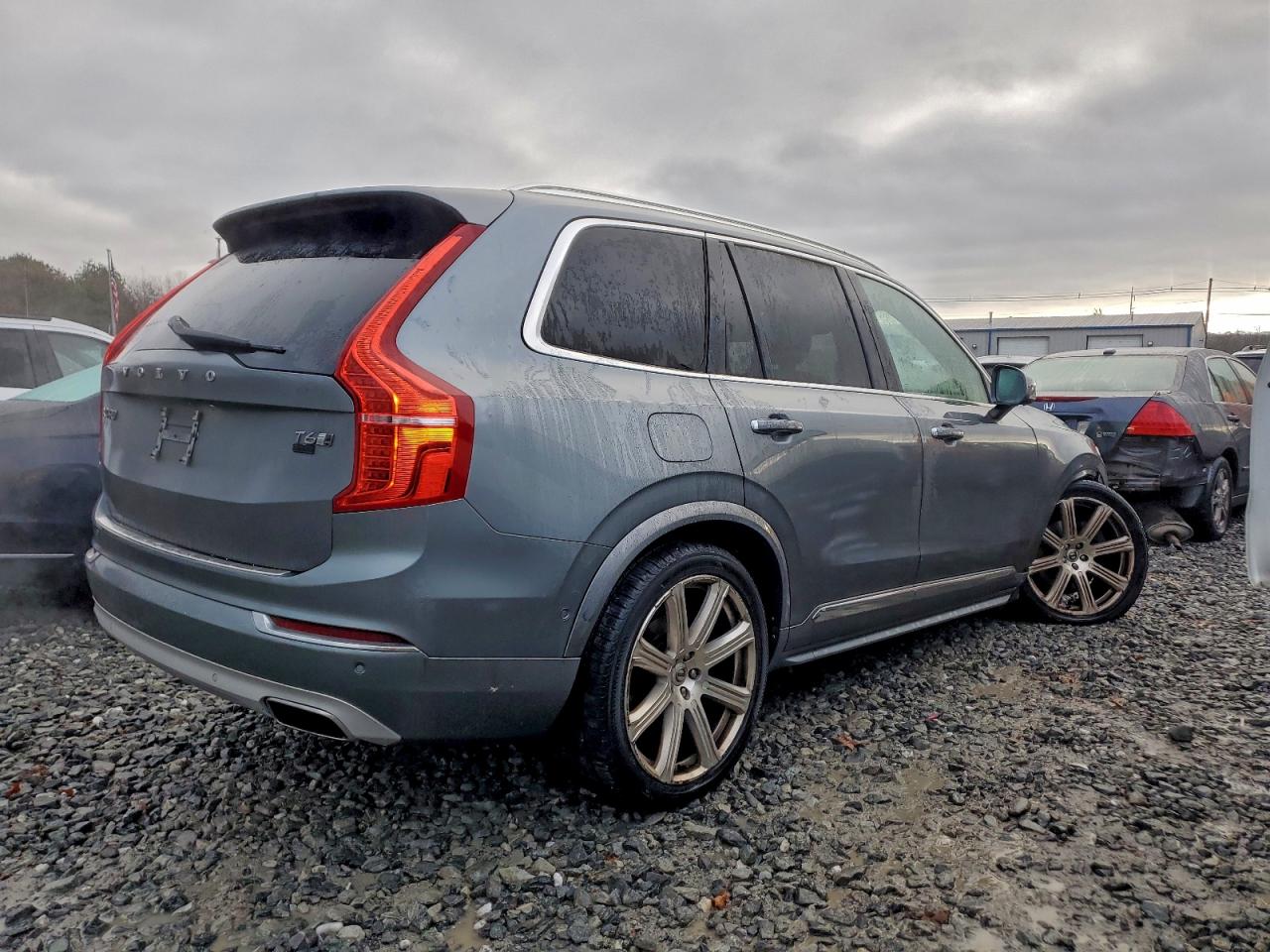 Volvo XC90 T6 Image 10