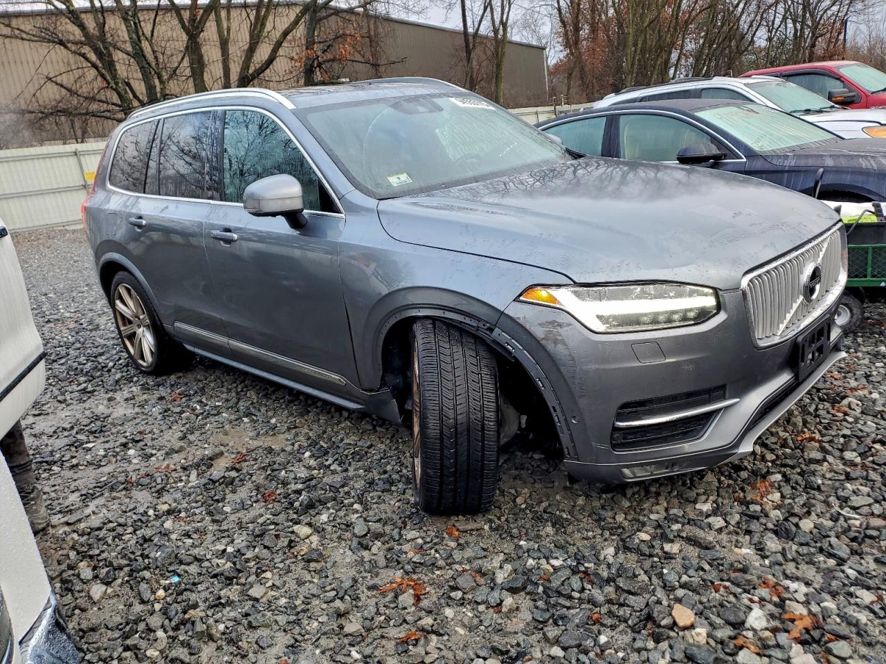 Volvo XC90 T6 Image 11