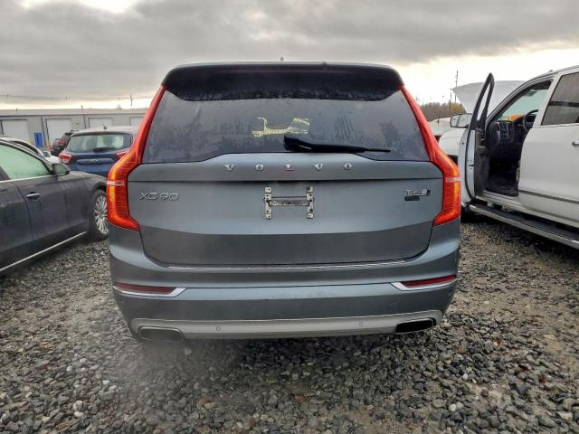Volvo XC90 T6 Image 2
