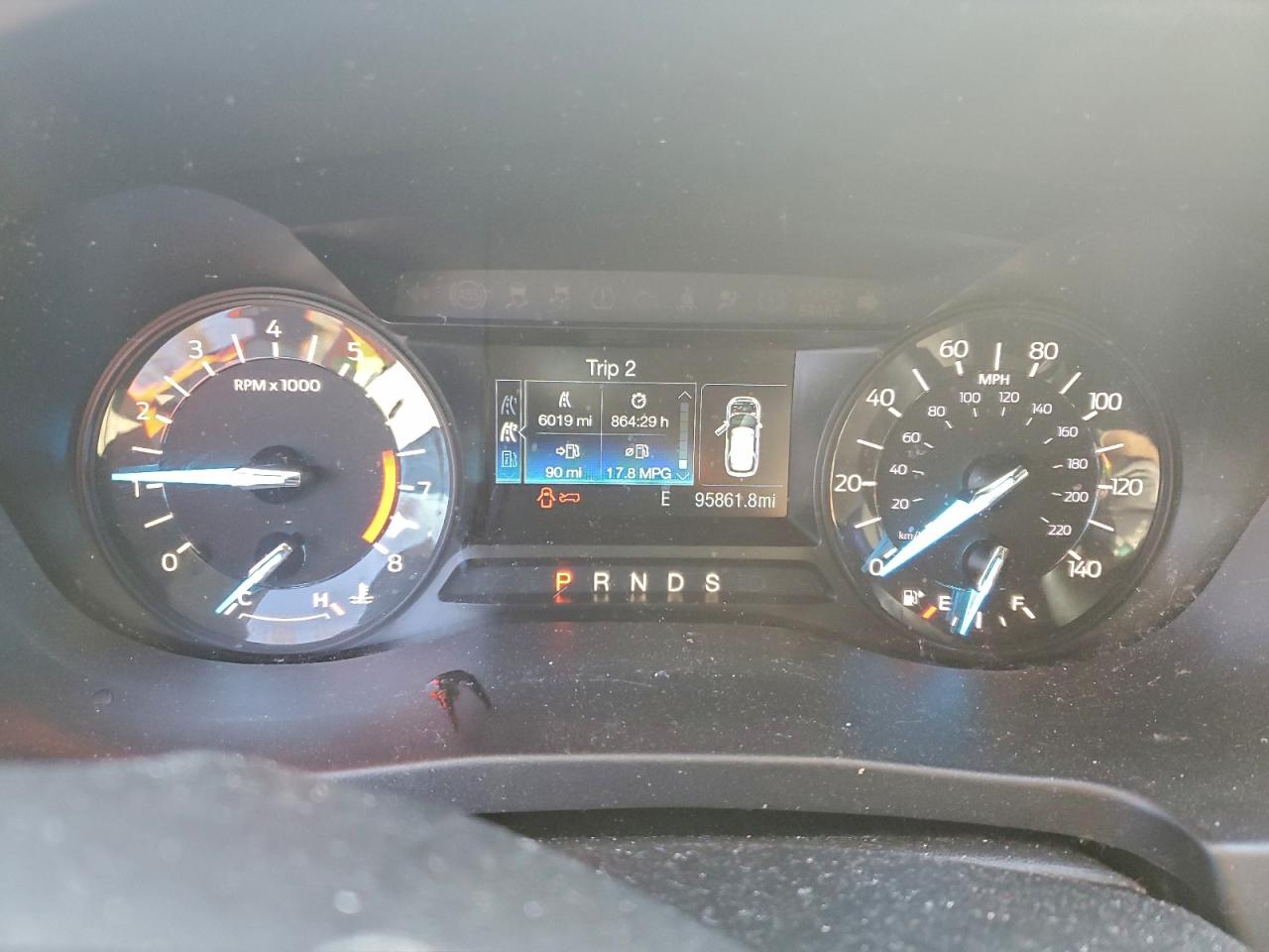 Ford Explorer Xlt Image 2