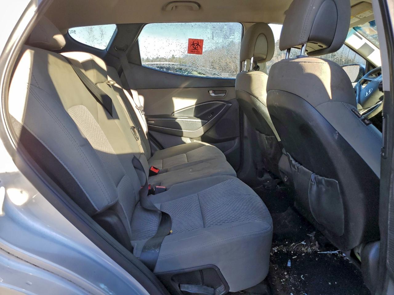 Hyundai SANTA FE Image 12