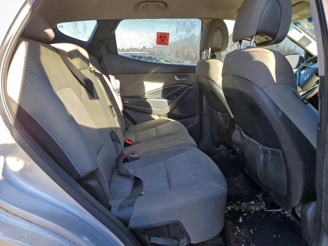 Hyundai SANTA FE Image 12