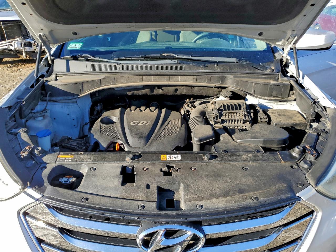 Hyundai SANTA FE Image 10