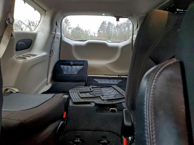 Chrysler Pacifica Touring L Image 7