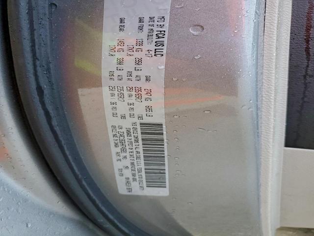 Chrysler Pacifica Touring L Image 12