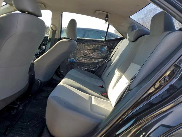 Toyota Corolla L Image 5