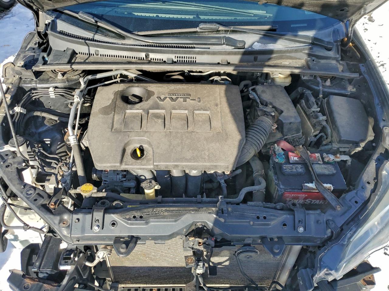 Toyota Corolla L Image 13