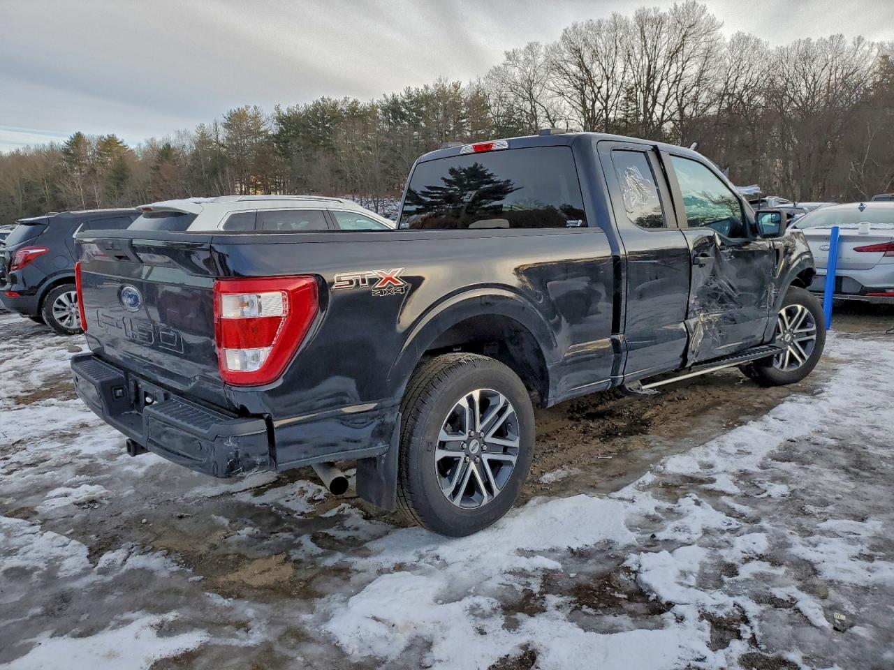 Ford F-150 Super Cab Image 6