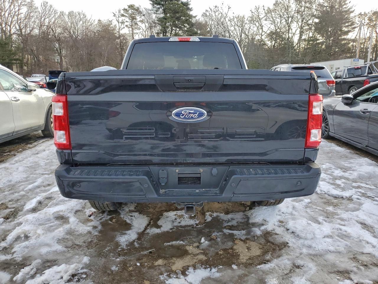 Ford F-150 Super Cab Image 5