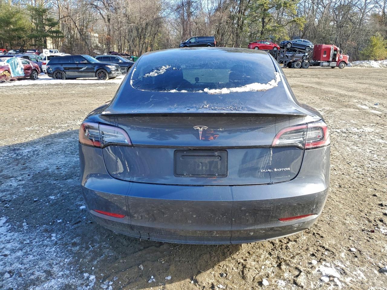 Tesla Model 3 Image 6