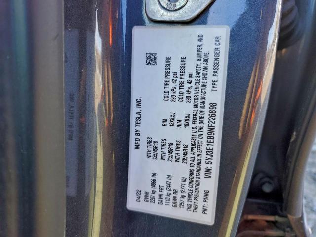 Tesla Model 3 Image 10