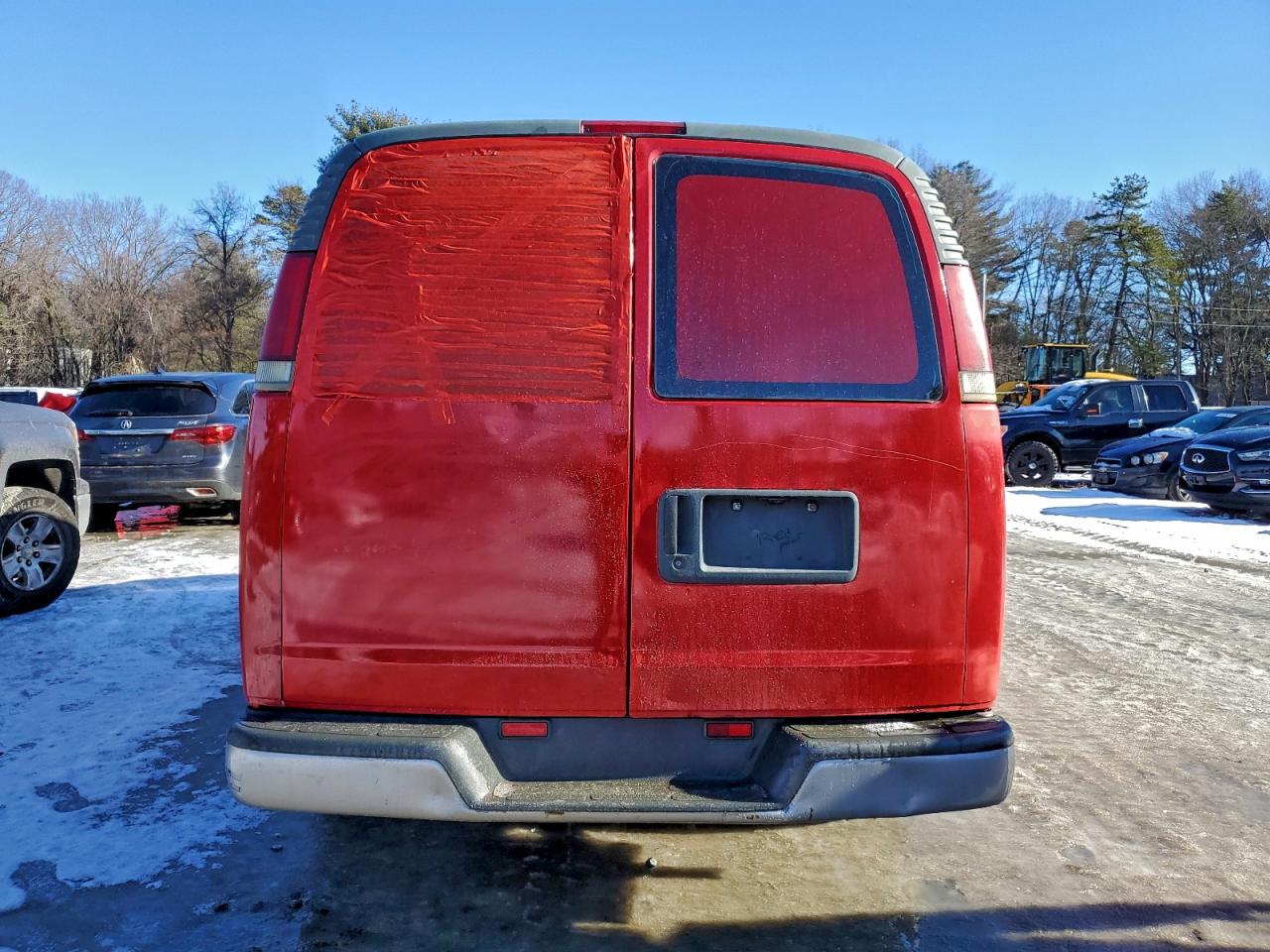 GMC Savana G1500 Image 12