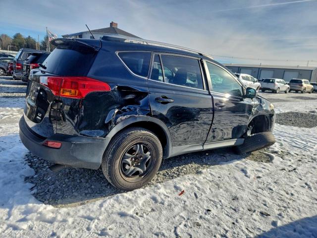 Toyota RAV4 Le Image 2