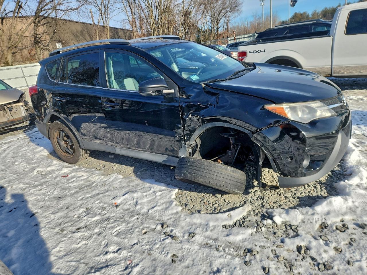 Toyota RAV4 Le Image 7