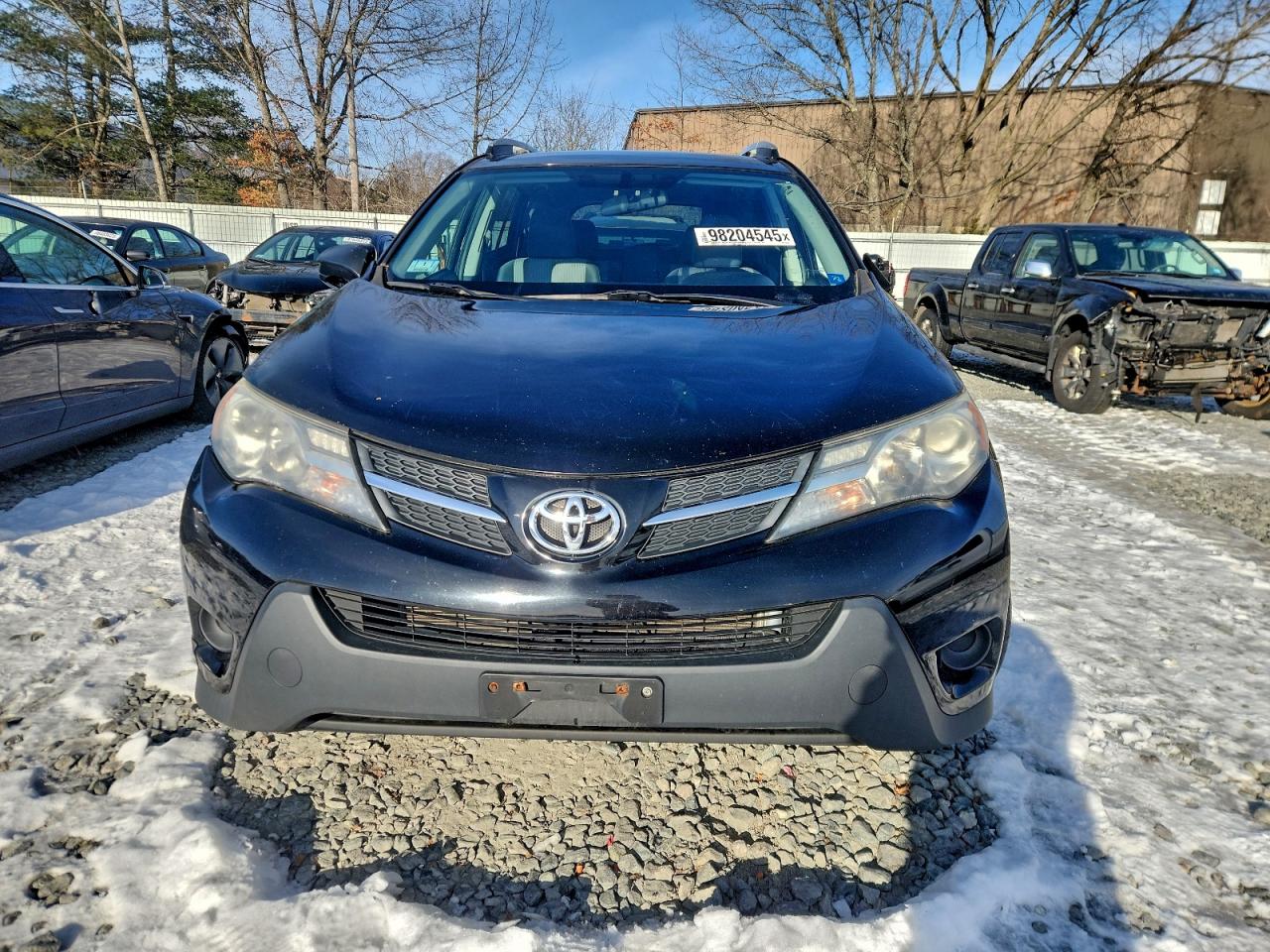 Toyota RAV4 Le Image 5