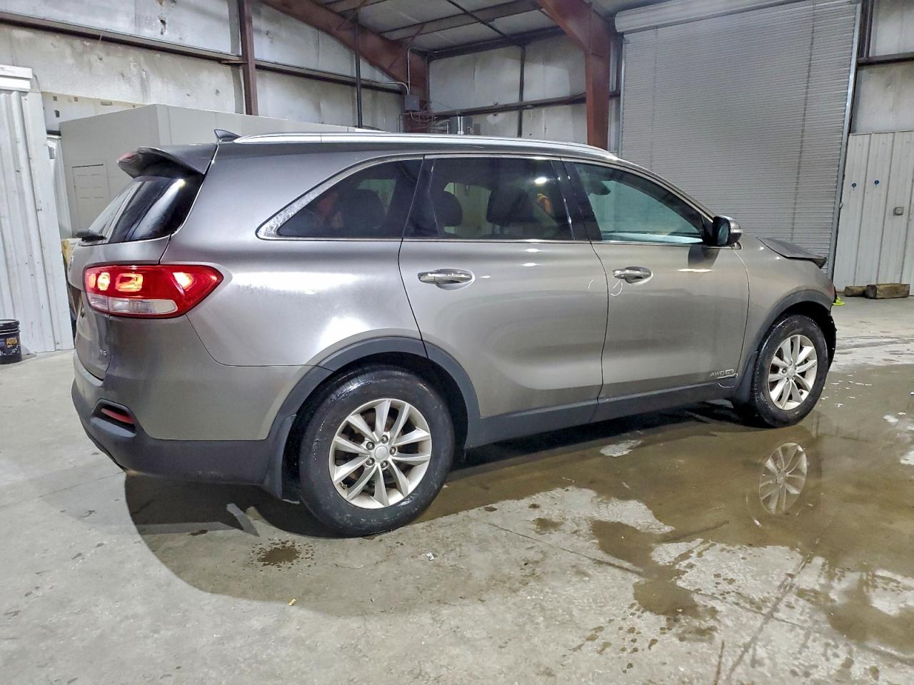 Kia Sorento Lx Image 4