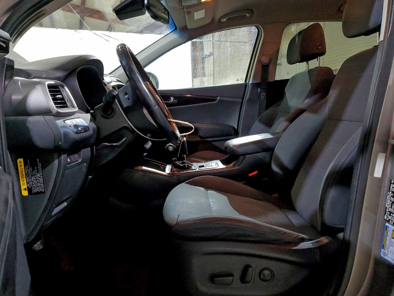 Kia Sorento Lx Image 3